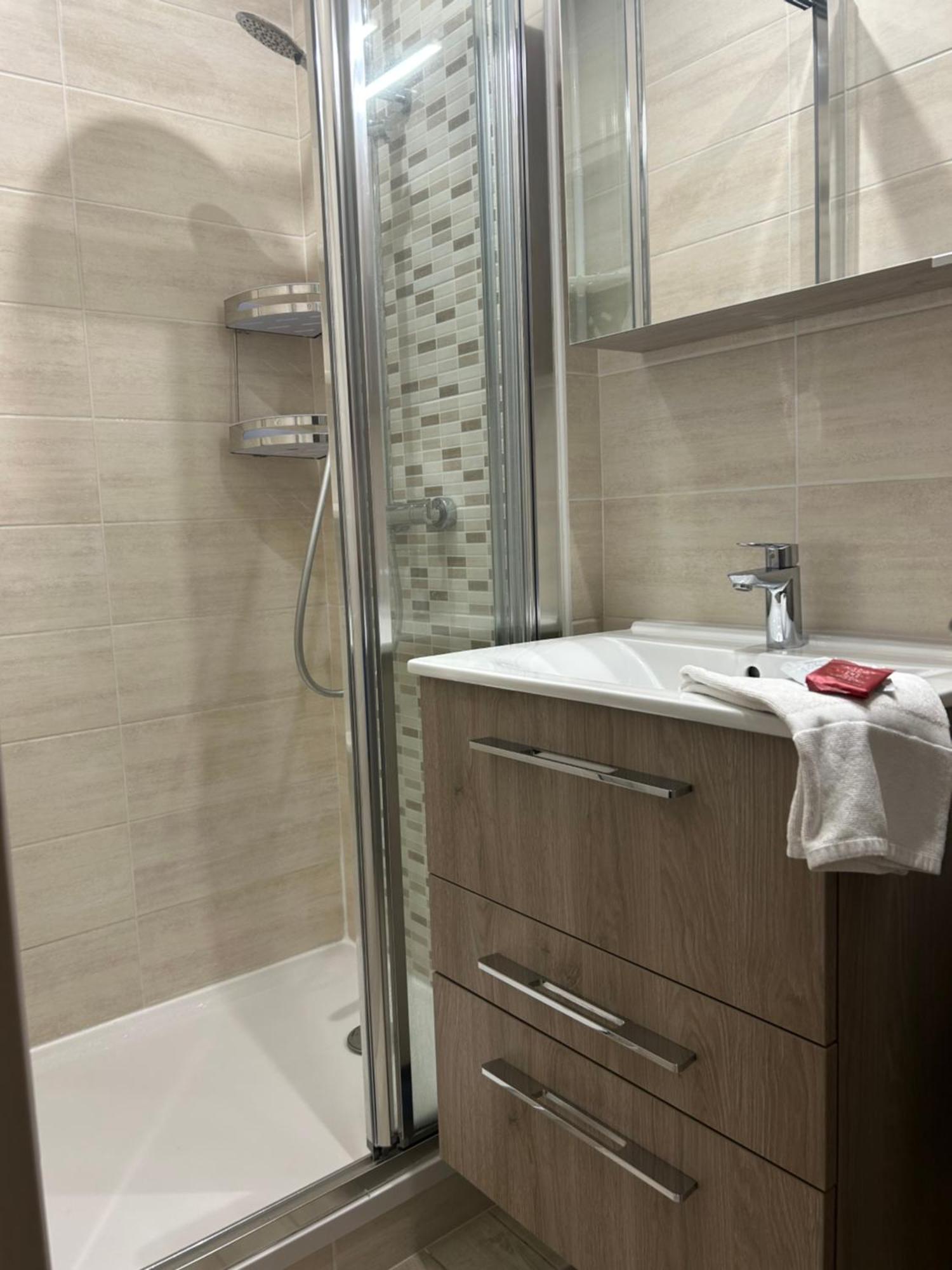 Le Cocon De La Garrigue Apartment Agde Luaran gambar